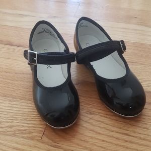 Tap shoes